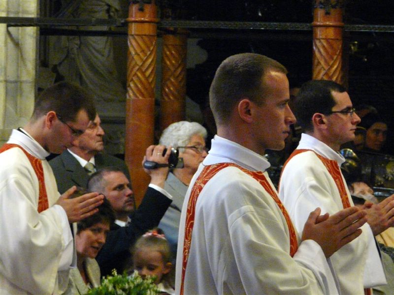 święcenia diakonatu 105